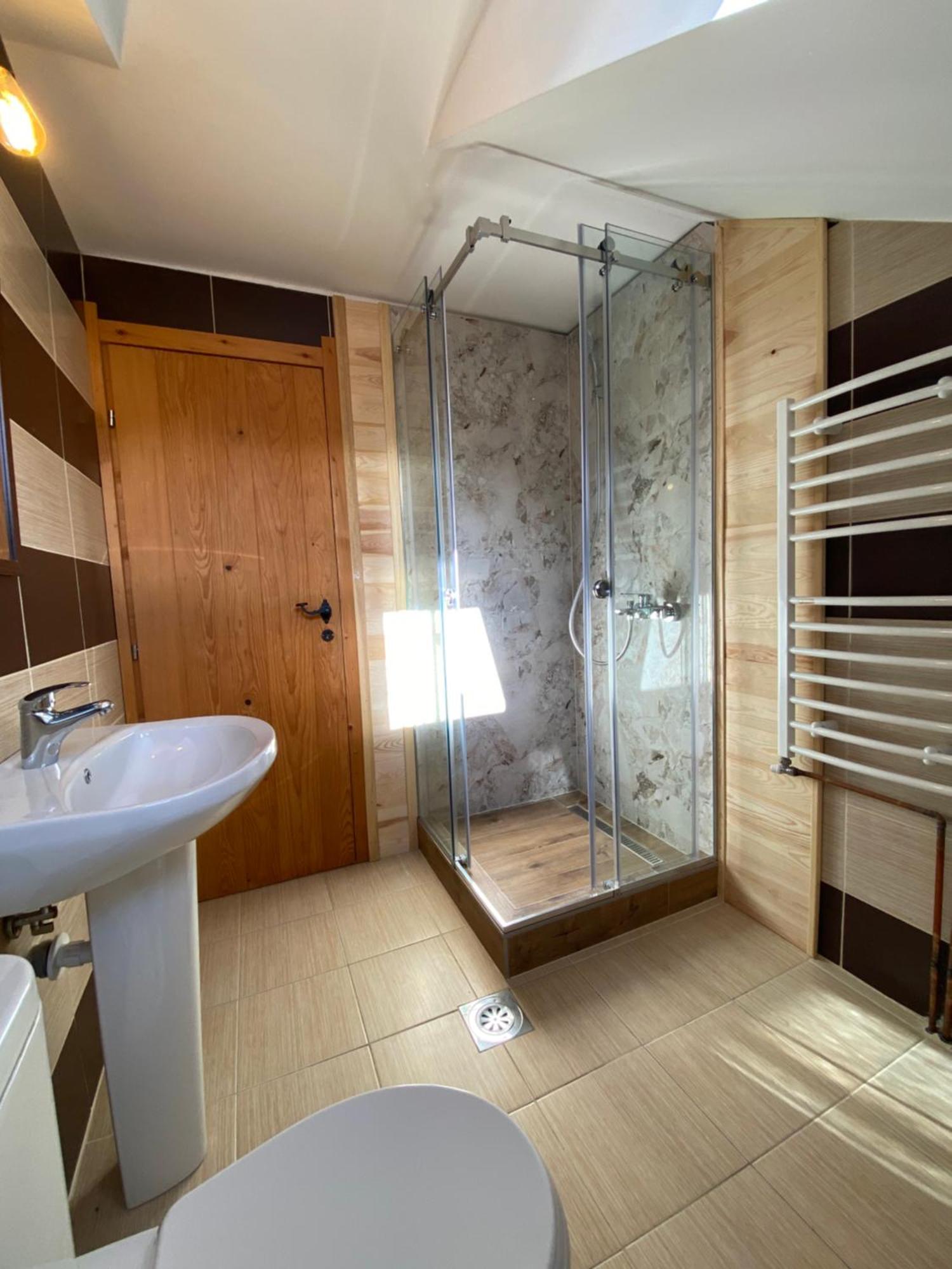 Pubhouse & Rooms Pahulja โคลาชิน ภายนอก รูปภาพ